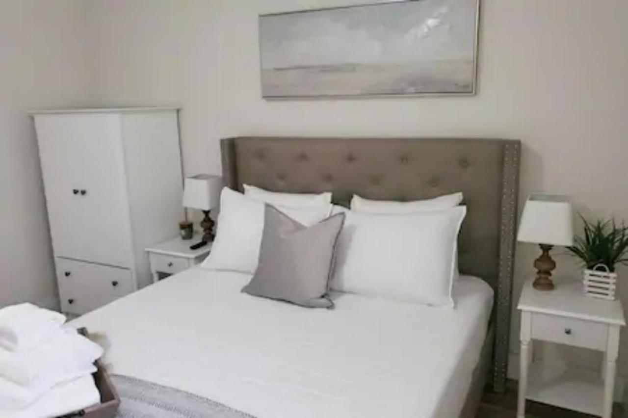 Sophisticated Dania Beach Suites Near The Beach Bagian luar foto