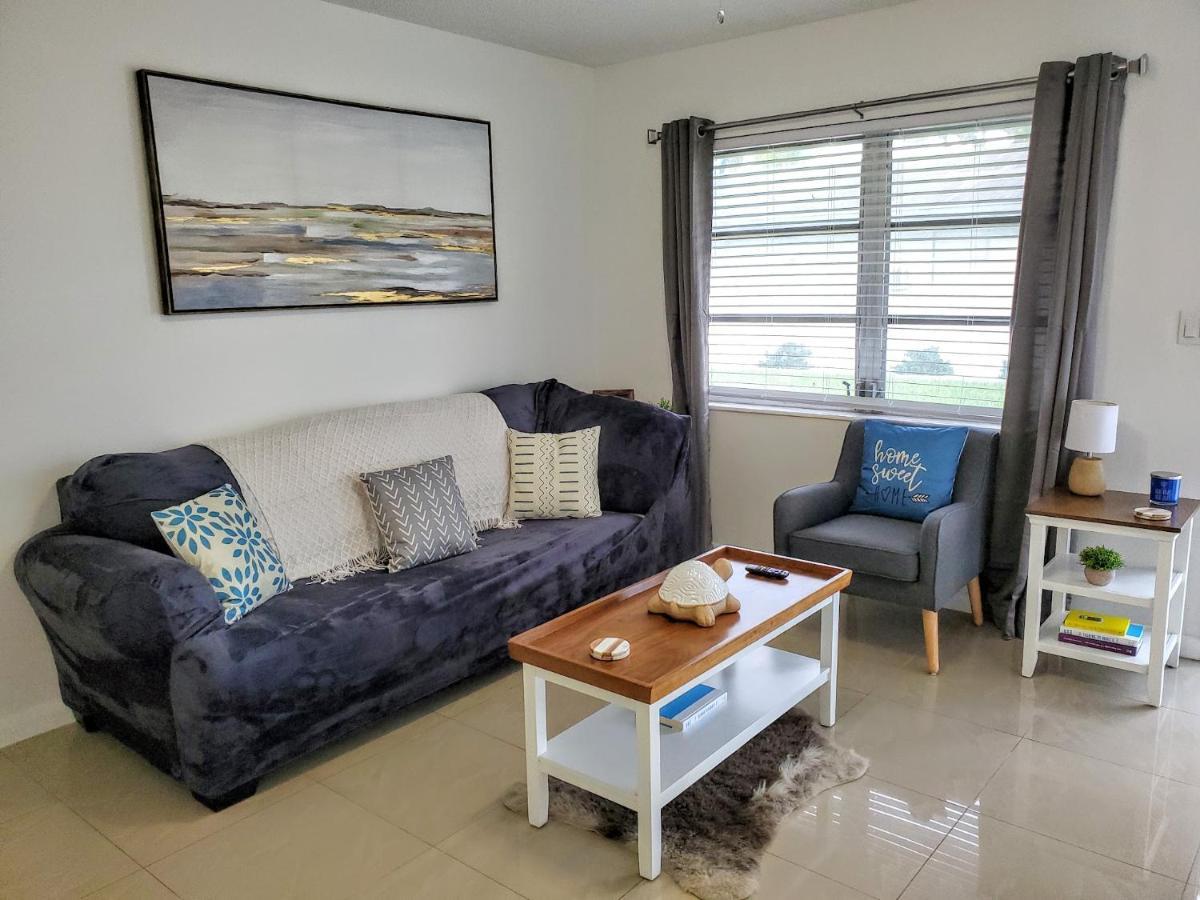 Sophisticated Dania Beach Suites Near The Beach Bagian luar foto