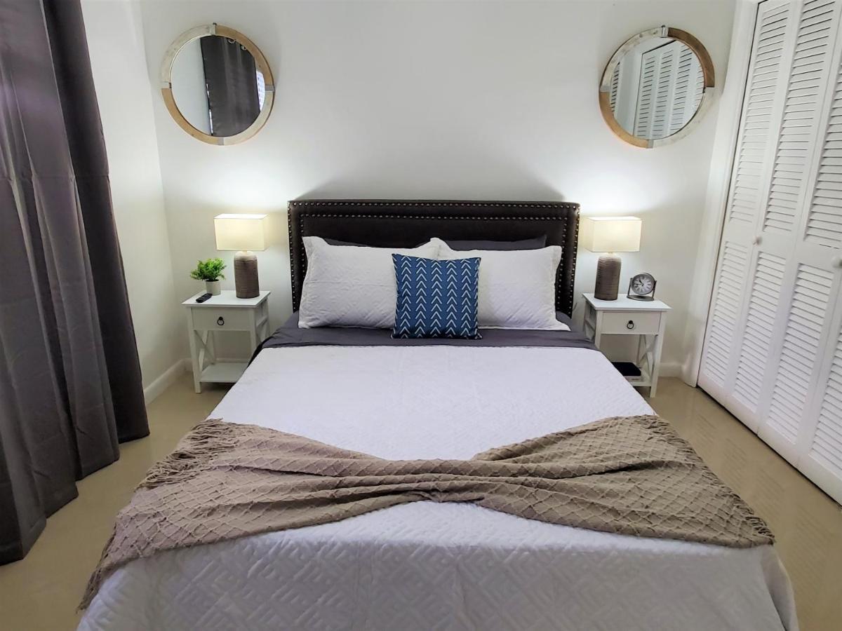 Sophisticated Dania Beach Suites Near The Beach Bagian luar foto