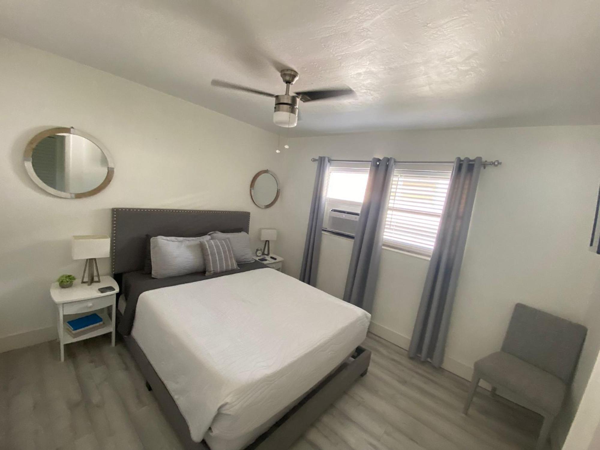 Sophisticated Dania Beach Suites Near The Beach Bagian luar foto