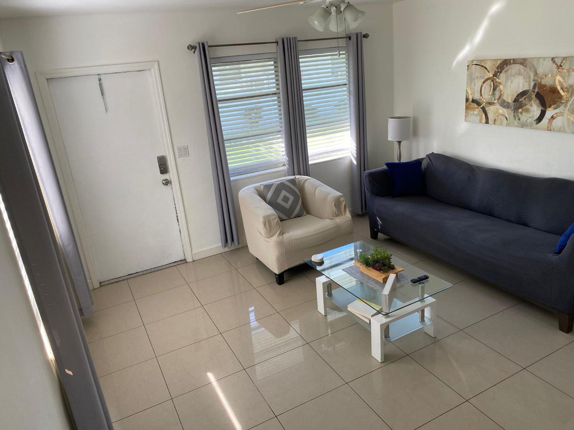 Sophisticated Dania Beach Suites Near The Beach Bagian luar foto
