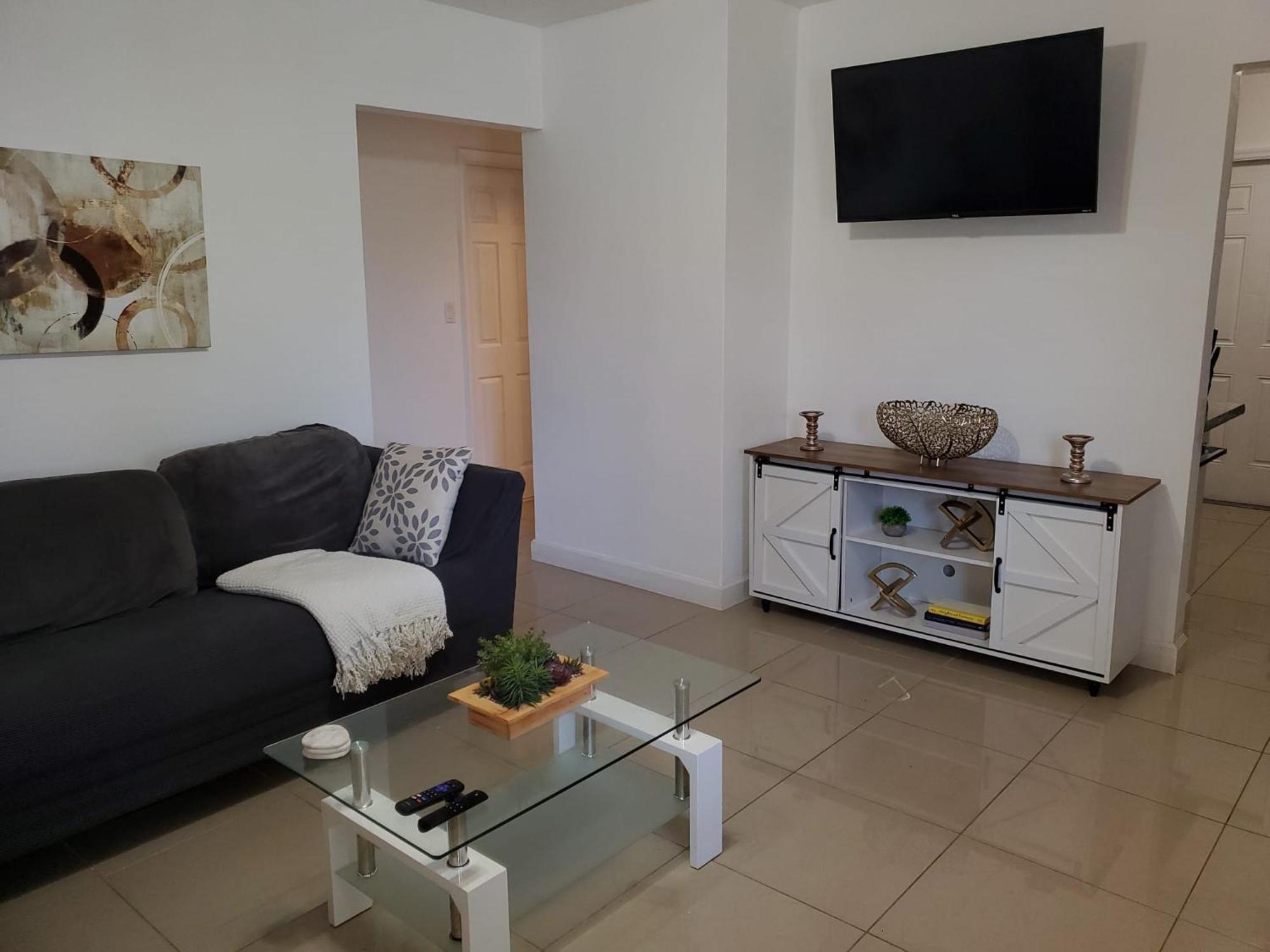 Sophisticated Dania Beach Suites Near The Beach Bagian luar foto